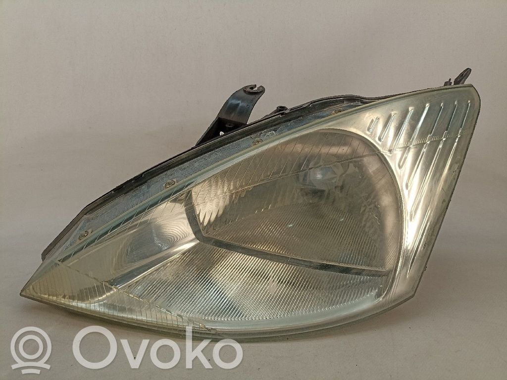 Priekinis žibintas   XS4X13006,5PINOS