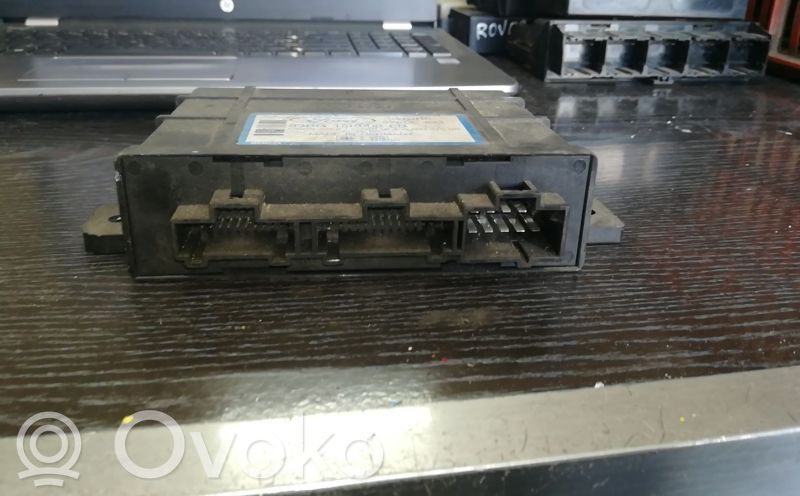 Mukavuusmoduuli   93BG15K600EB