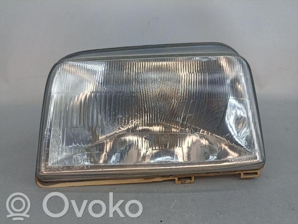 Priekinis žibintas   916109,3PINOS