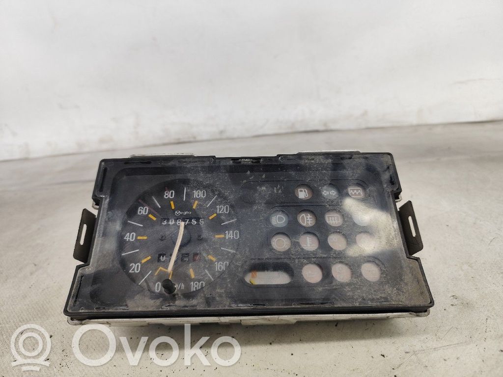 Speedometer (instrument cluster)   7700808766,09041379900,308755KM