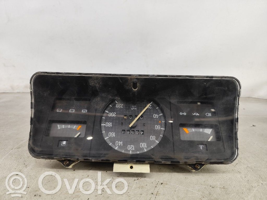 Speedometer (instrument cluster)   81136035,40583KM