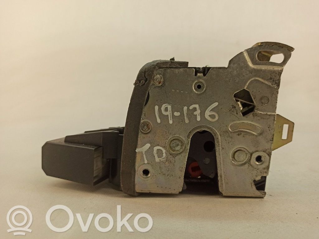 Galinių durų spyna   4PINOS,67118352165,PISTOLA