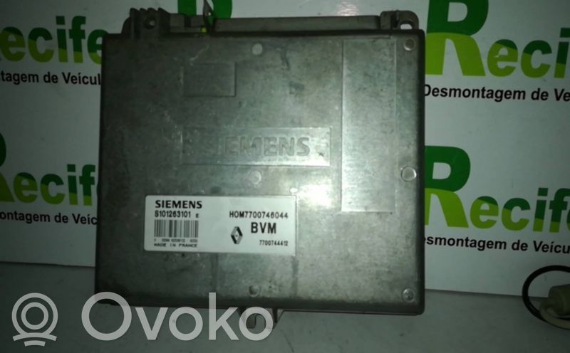 Renault 19 Unidad de control/módulo del motor 