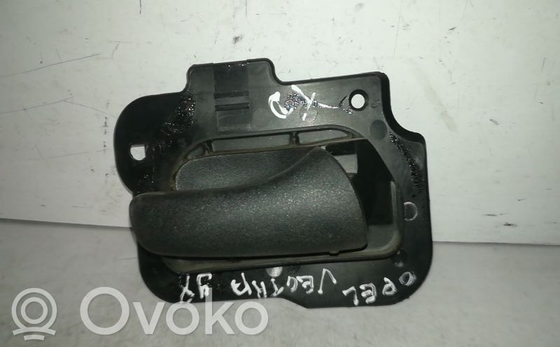 Manecilla interna puerta trasera   90506462RH