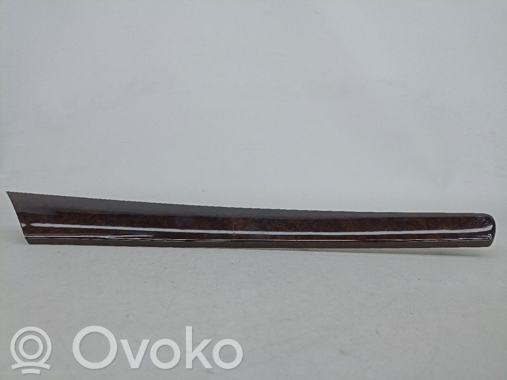 Mercedes-Benz C W203 Moulure de porte avant