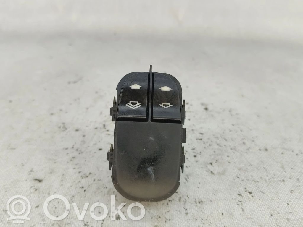 Interruptor del elevalunas eléctrico   YS4T14529AA,03162310,6PINOS