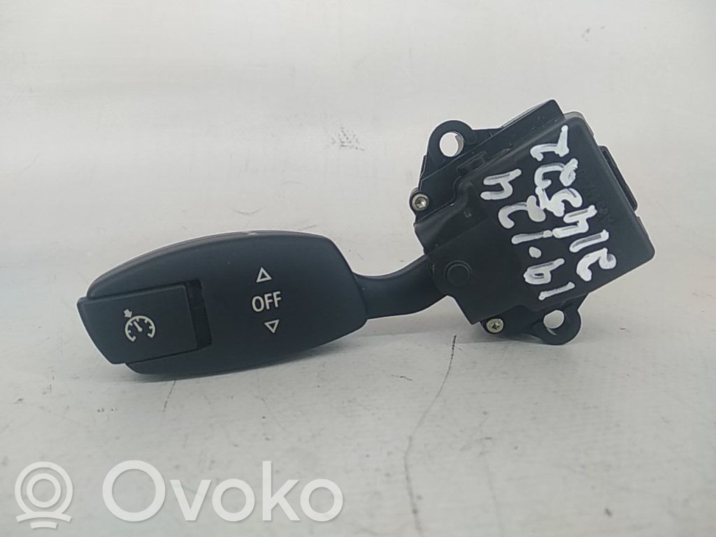 Cruise control switch   6924104A,01306100