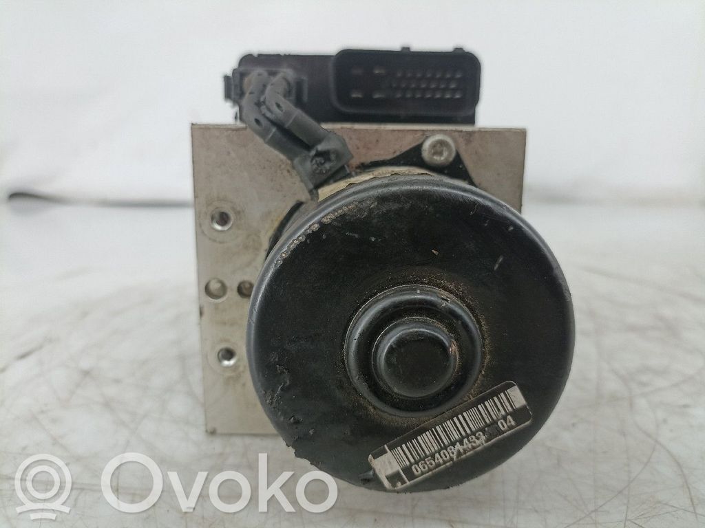 Toyota Corolla E110 ABS Pump 
