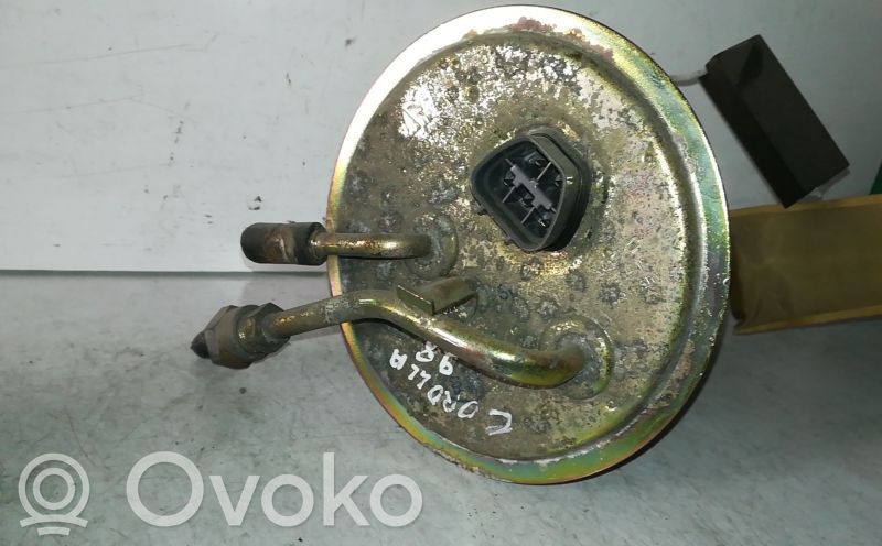 Toyota Corolla E110 Czujnik poziomu paliwa 