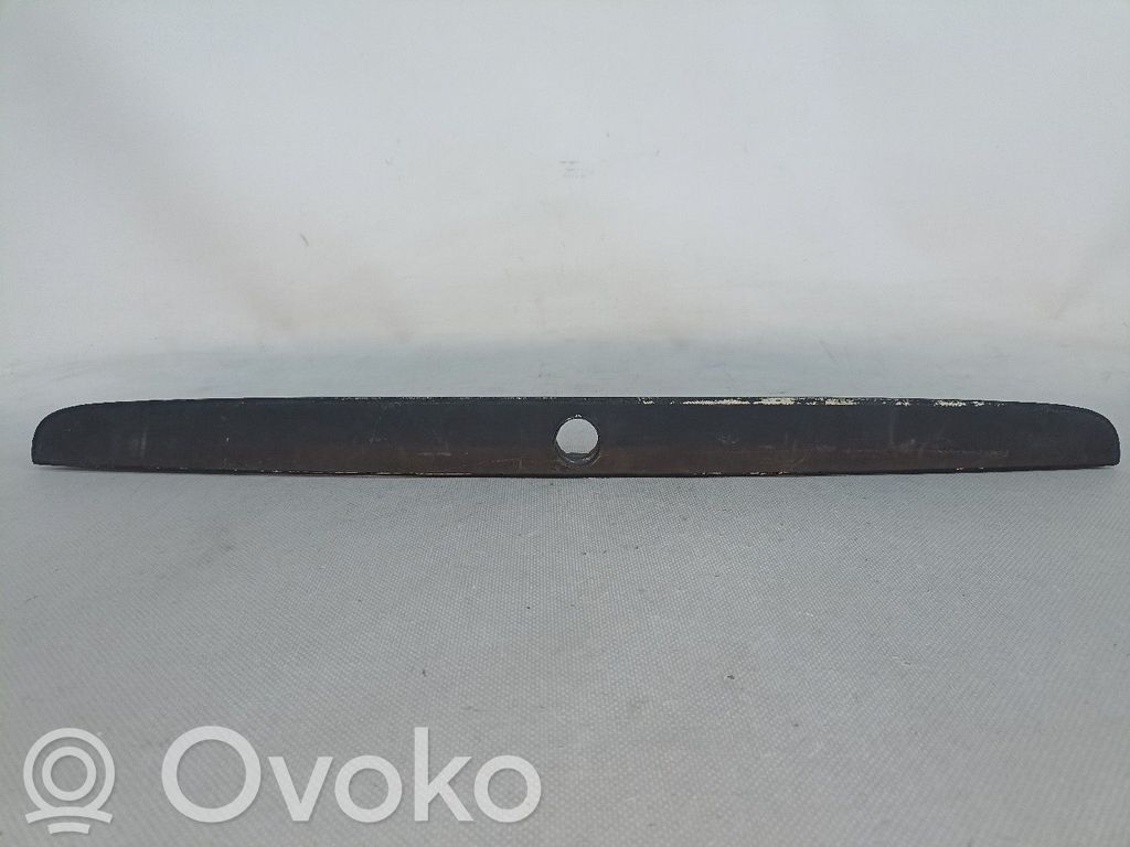 Toyota Corolla E110 Šoninė apdaila (prie lango) 