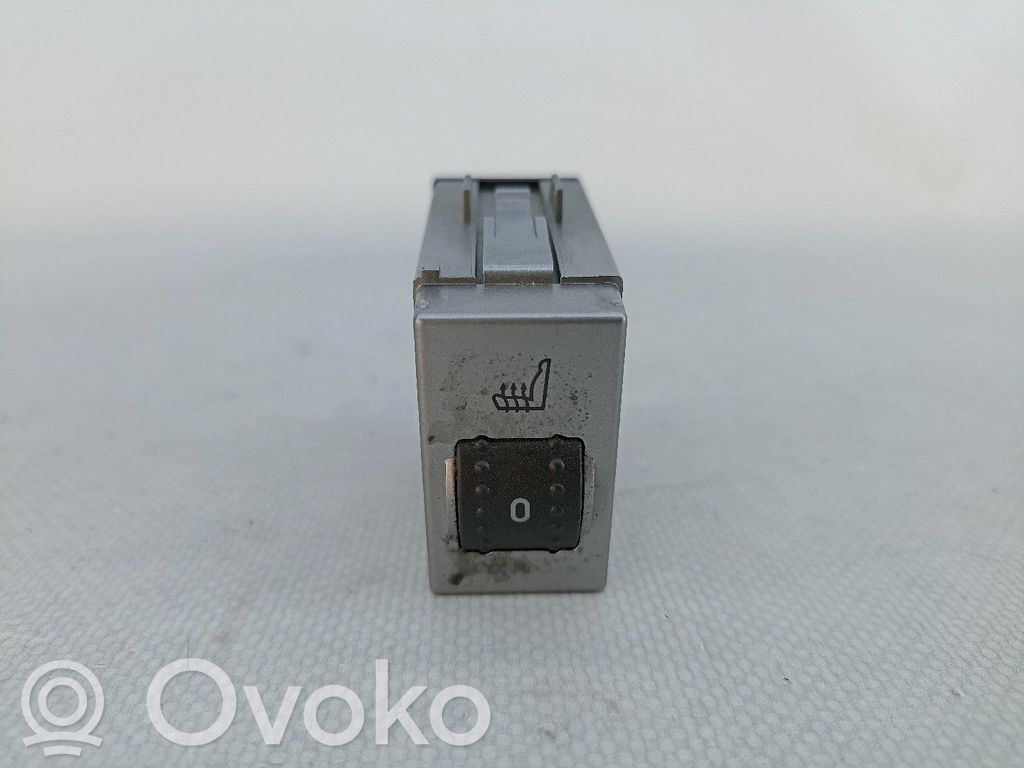 Comutator/buton multifuncțional   AQUECER,4PINOS,8V4T19K314AB,BANCO