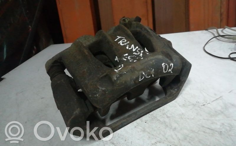 Front brake caliper