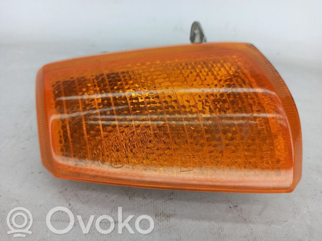 Peugeot 205 Blinker vorne Stoßstange 