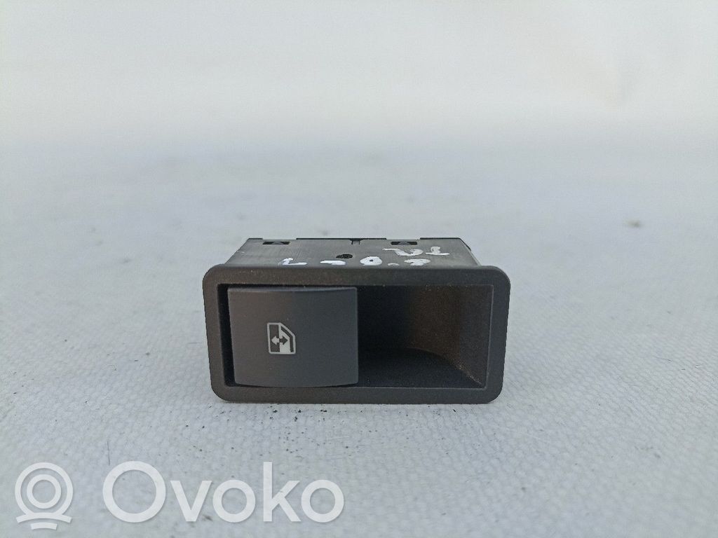 Electric window control switch   13197131,6PINOS