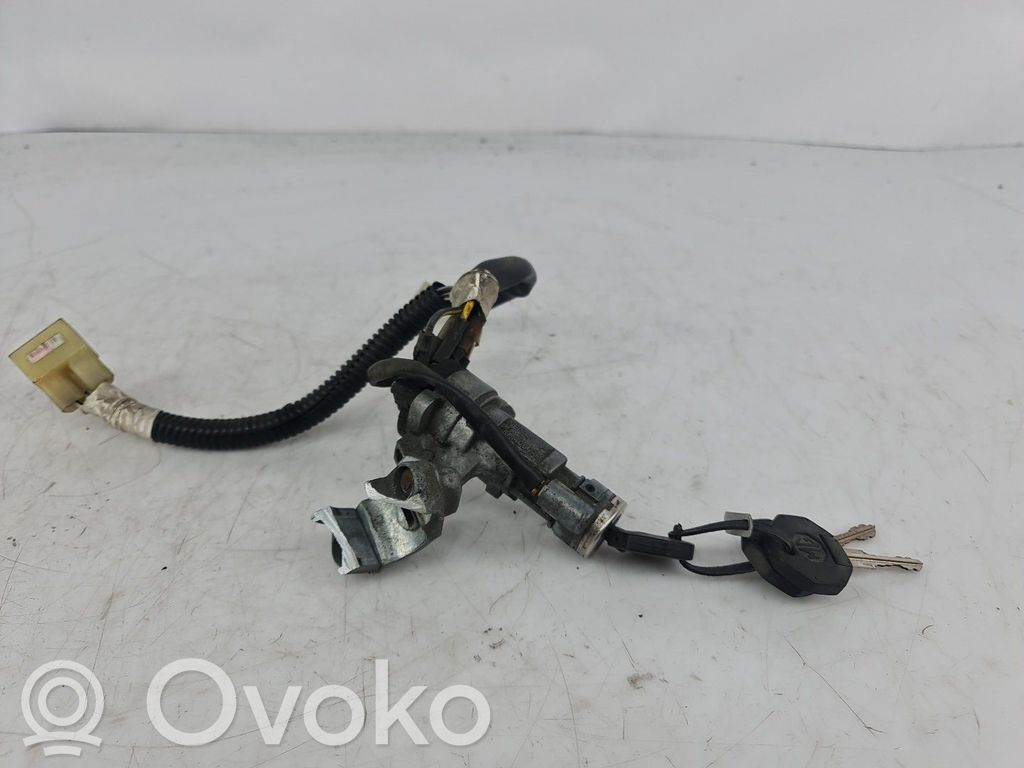 Užvedimo spynelė   QRF1406789
