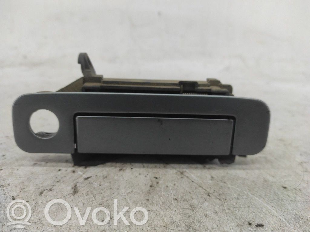 Etuoven ulkokahva   4A0837206,8D0837206