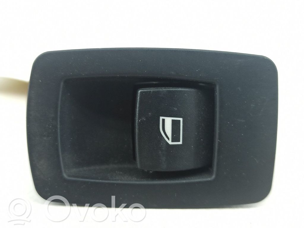 Electric window control switch