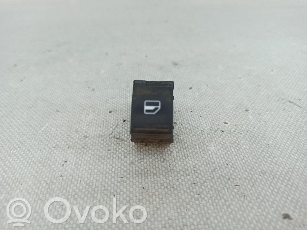 Volkswagen PASSAT B6 Elektrisko logu slēdzis 