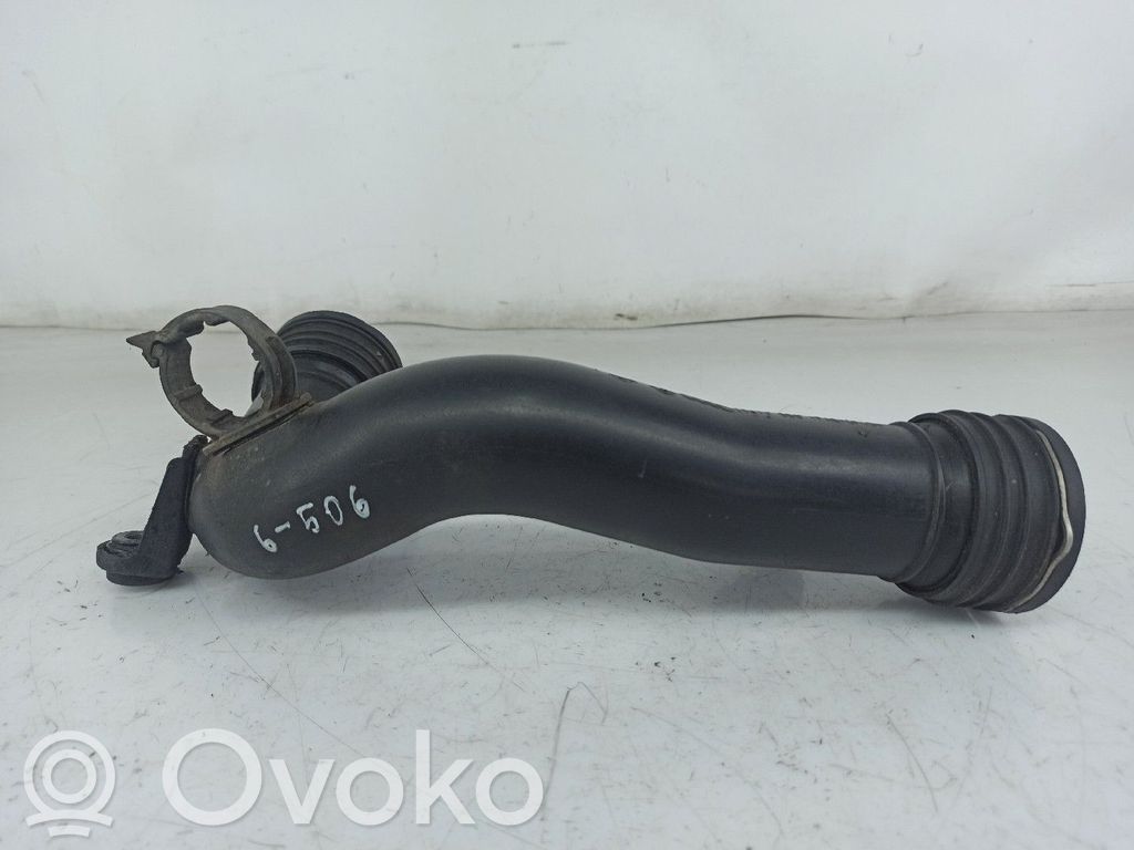 Volkswagen PASSAT B6 Tubo flessibile intercooler 