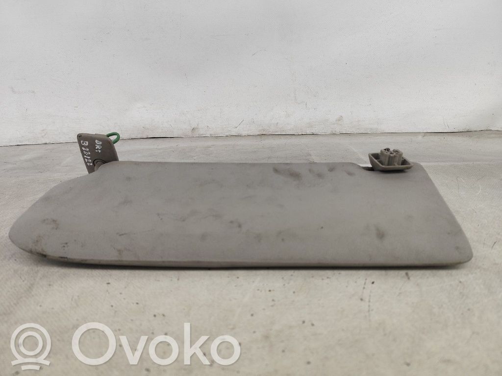 Volvo V50 Skydelis nuo saulės