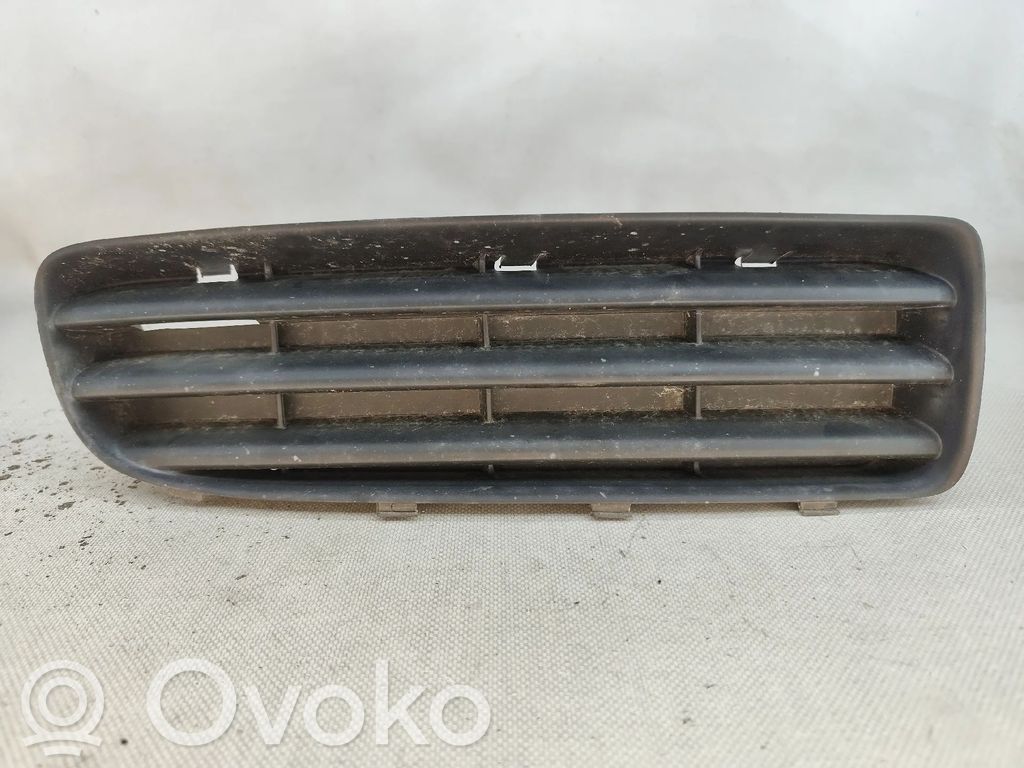 Skoda Octavia Mk1 (1U) Etusäleikkö 