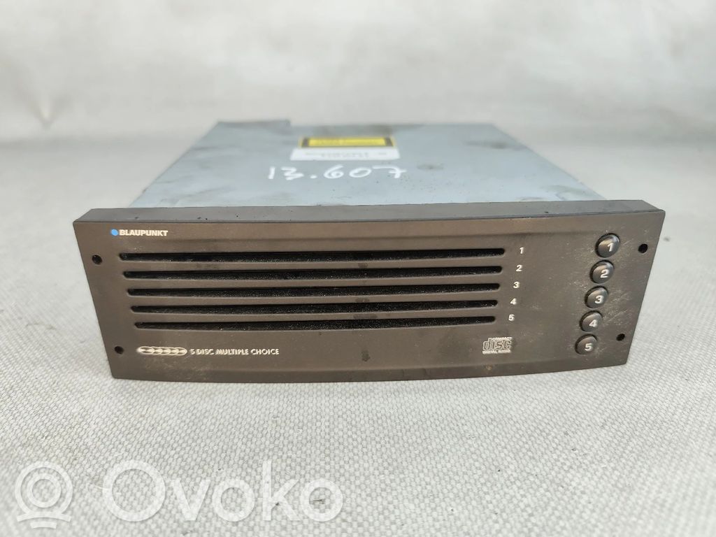 Peugeot 307 CD/DVD changer 