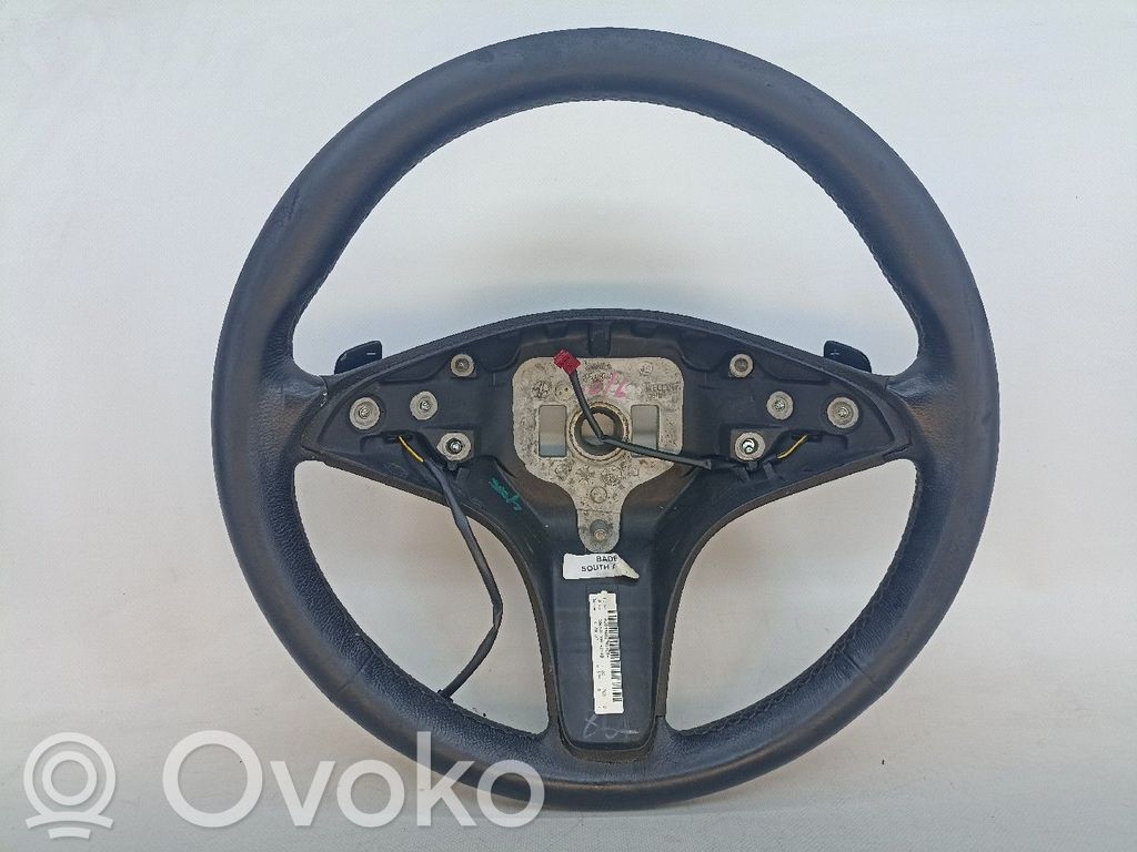 Ohjauspyörä   A2044602703,ALGUMDESGASTE
