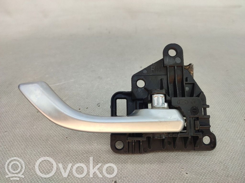 Hyundai i30 Support poignée extérieur de porte avant