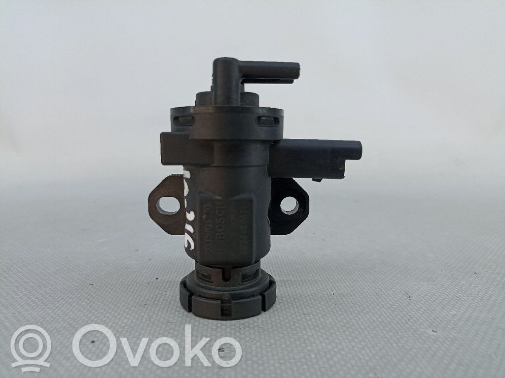 Toyota Corolla E110 Elettrovalvola turbo 