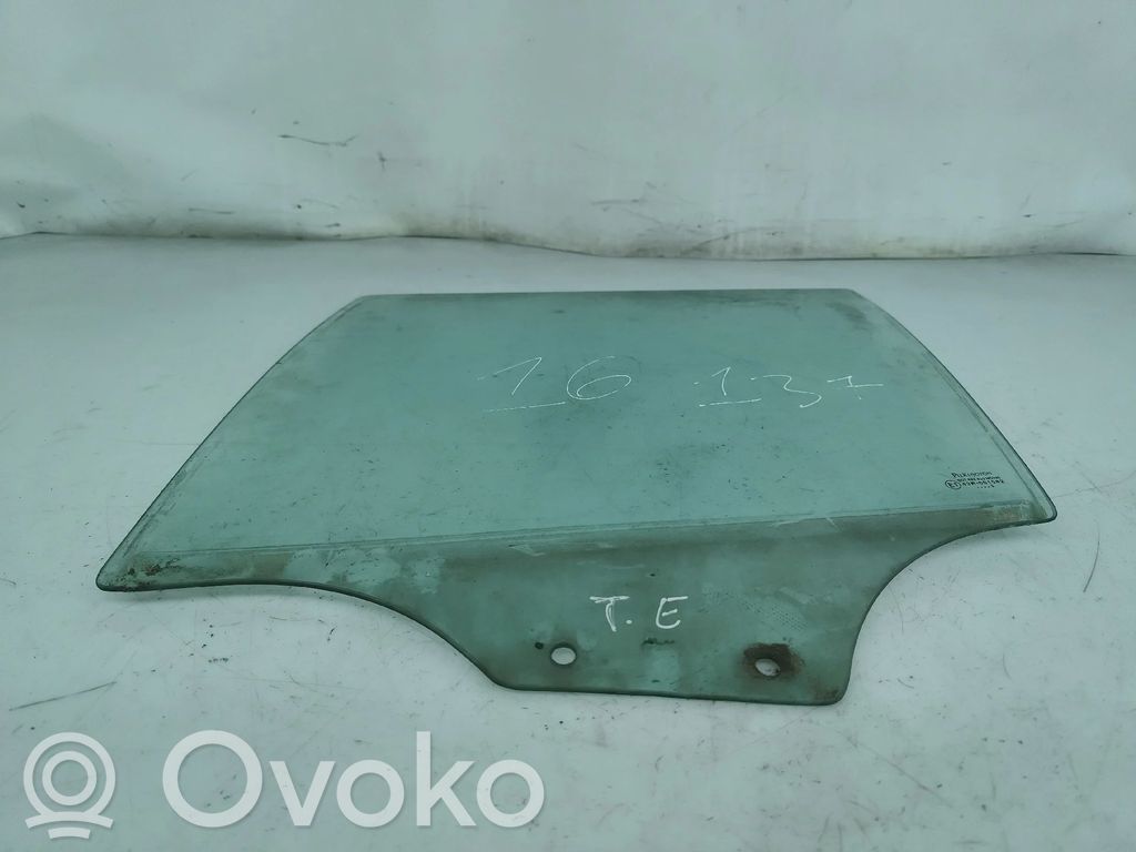 Szyba drzwi tylnych   43R001582,DOT682AS2M3236