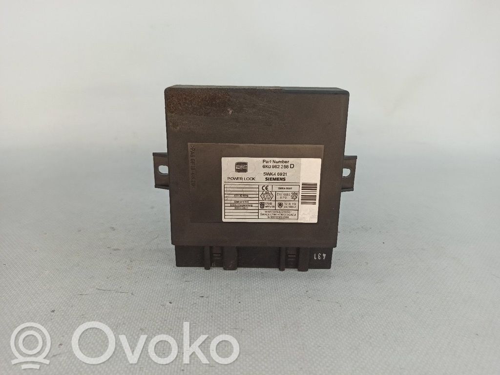 Seat Ibiza II (6k) Unité de commande / module de verrouillage centralisé porte