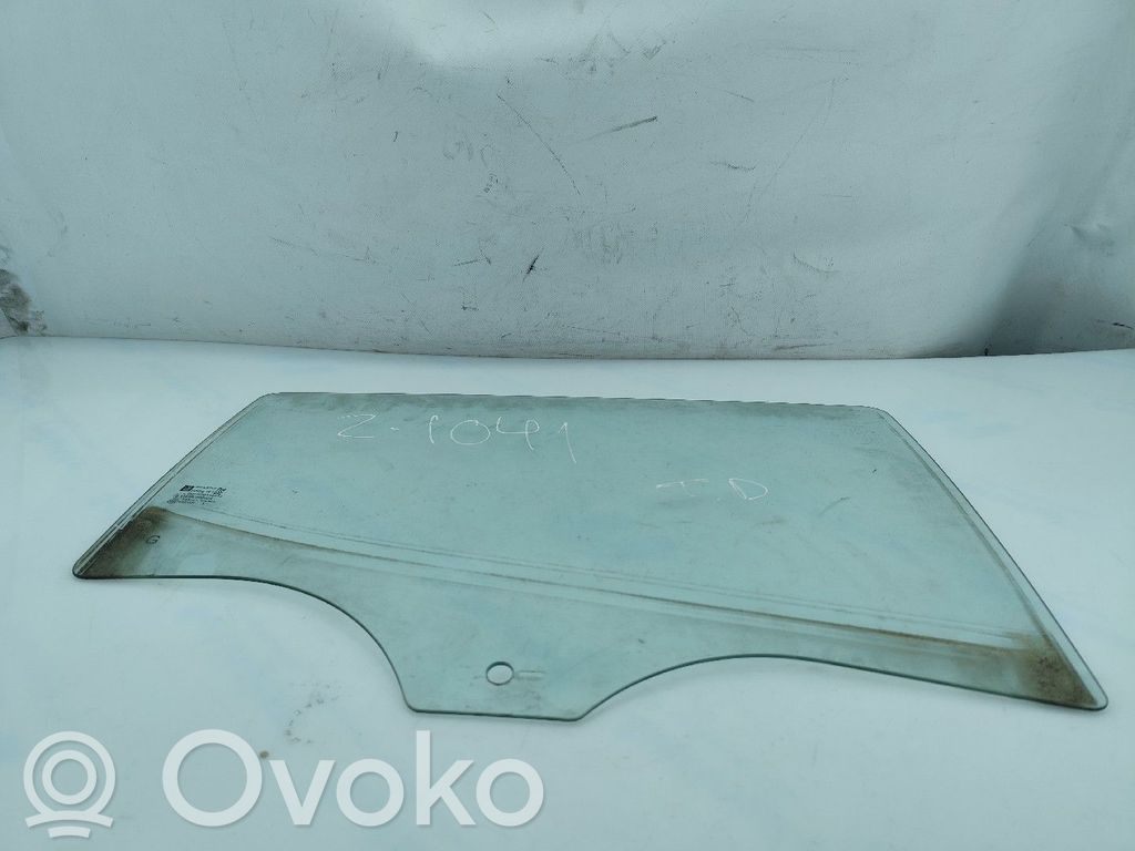 Opel Karl Vetro del finestrino della portiera posteriore 