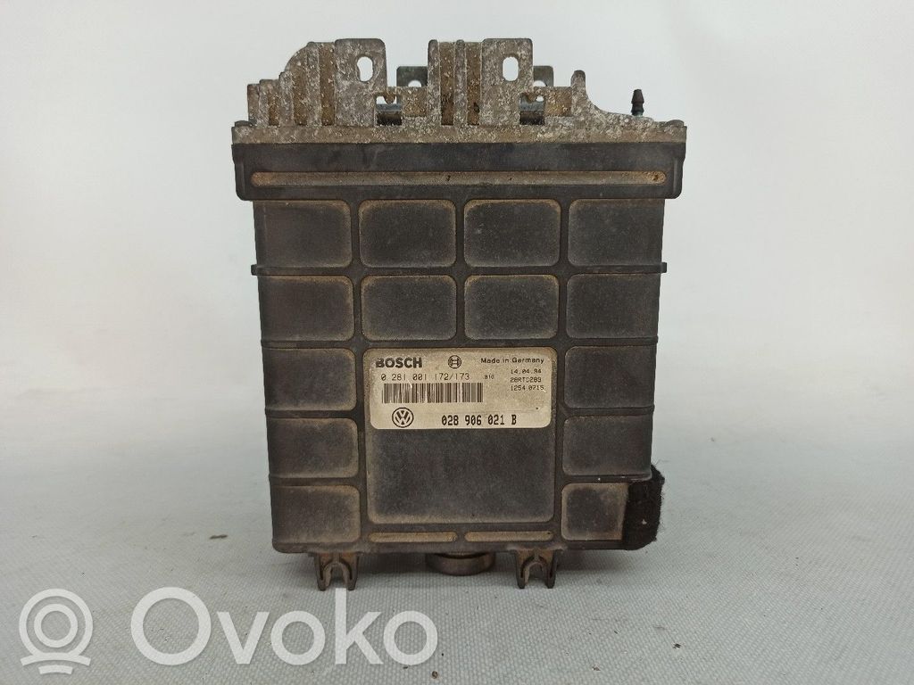 Volkswagen PASSAT B4 Unitate/modul de control motor 