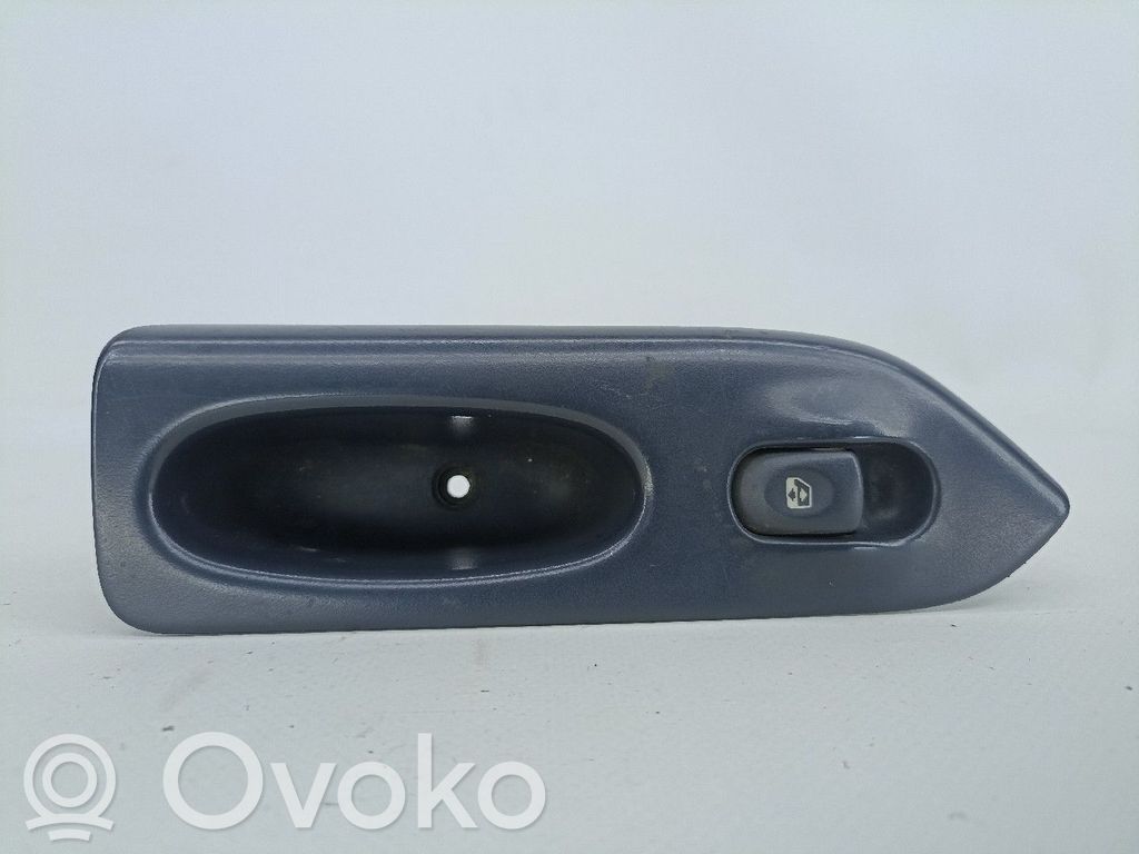 Electric window control switch   7701699606,6PINOS,7700417097