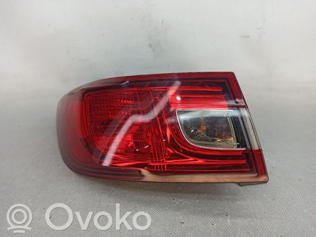 Renault Clio IV Luci posteriori del portellone del bagagliaio