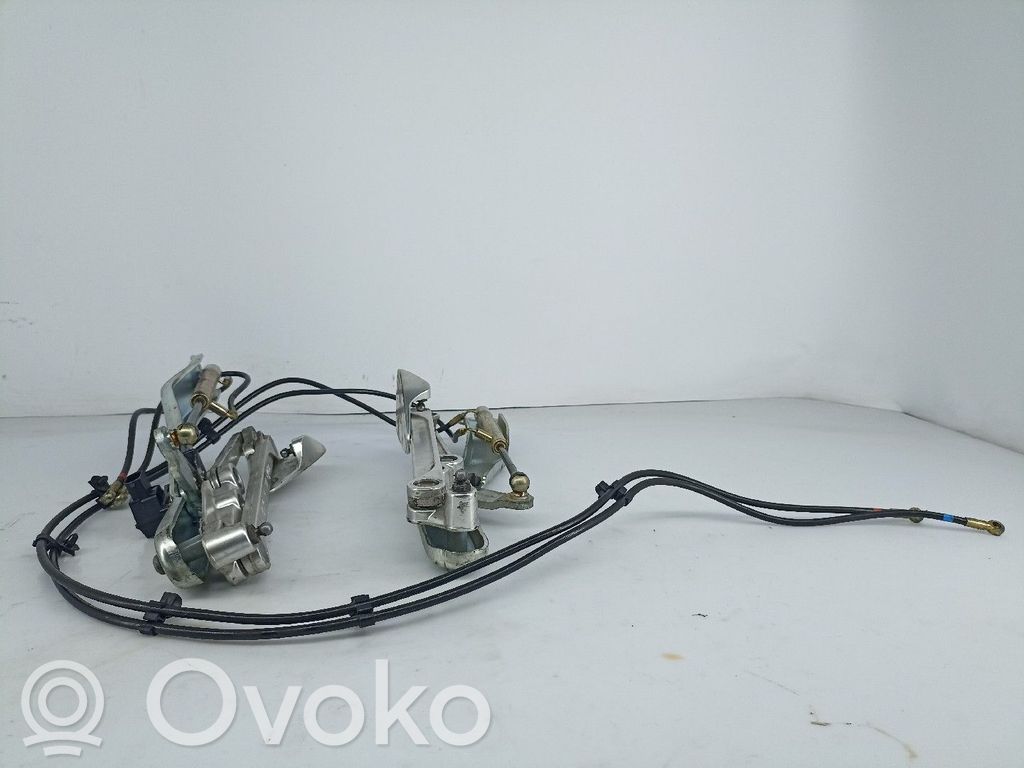 шарнир   3D5827582A,3D0941038,3D5827583