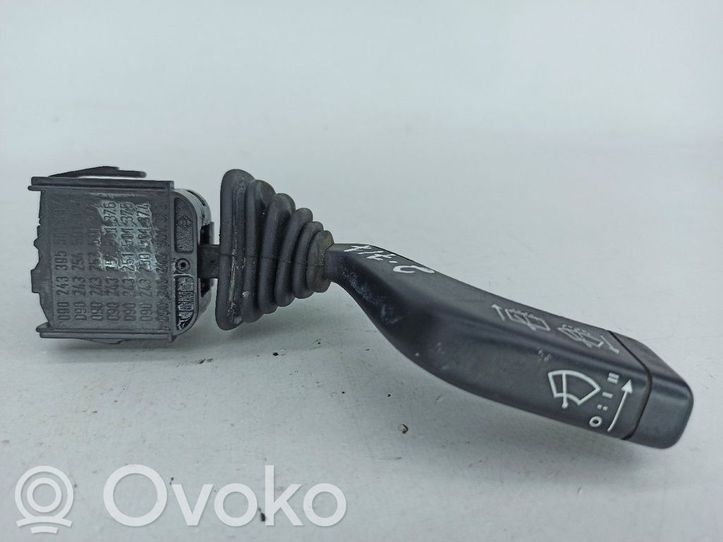 Opel Astra F Pyyhkimen nopeuden kytkin 