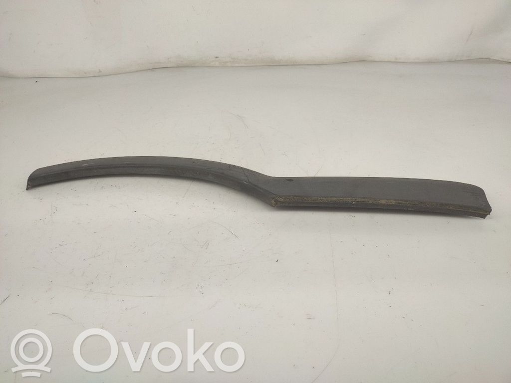 Opel Zafira A Rivestimento passaruota posteriore 