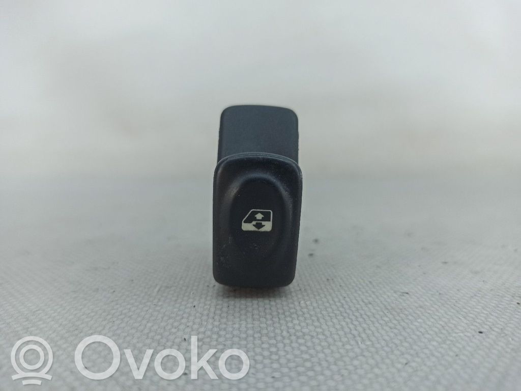 Renault Megane I Interrupteur commade lève-vitre 