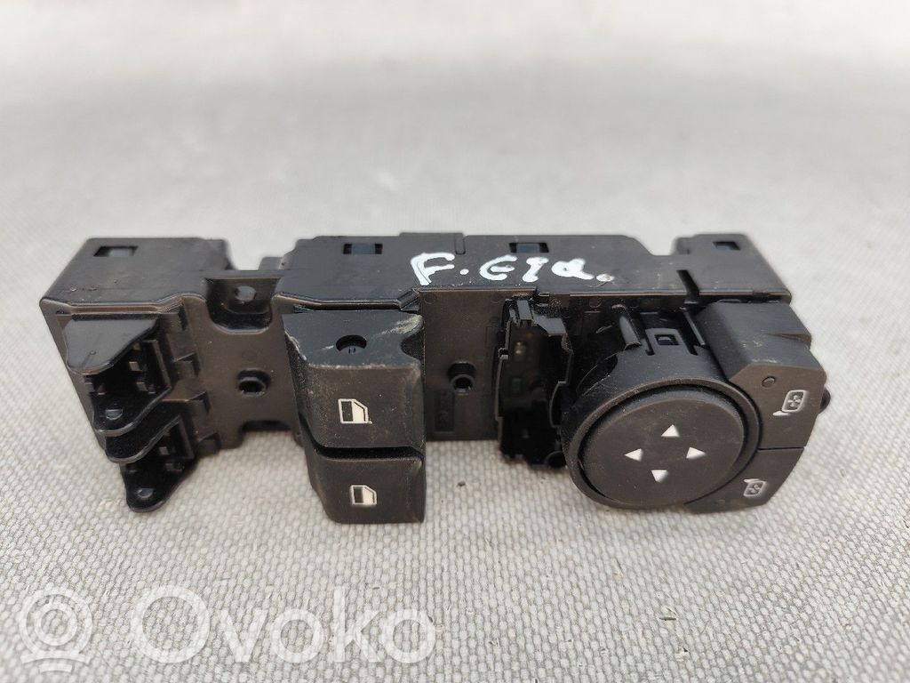 Electric window control switch   N1B114540AA3JA6,20PINOS