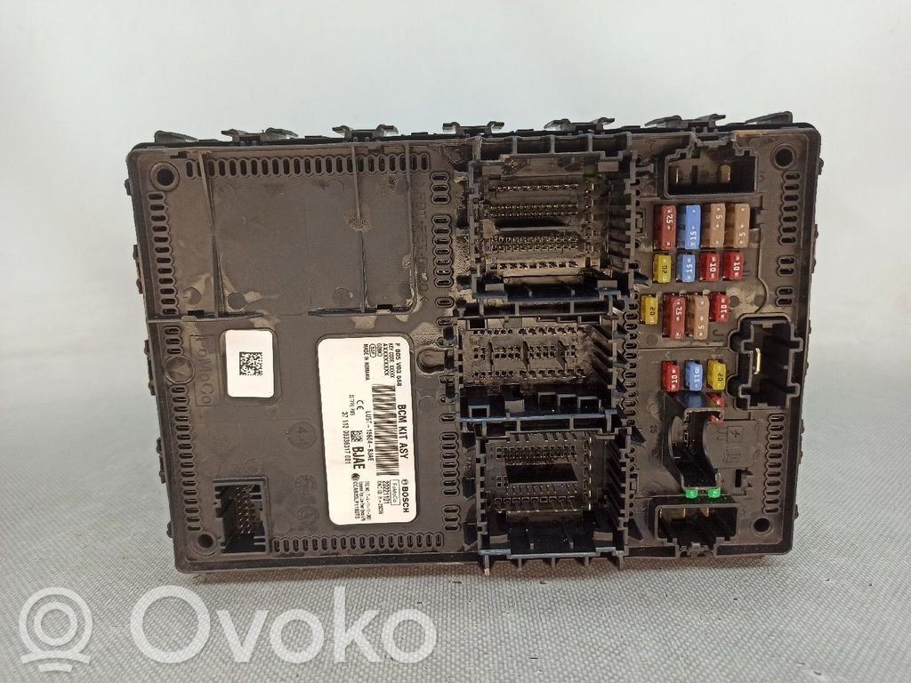 SAM vadības bloks   LU5T15604BJAE,F005V03568