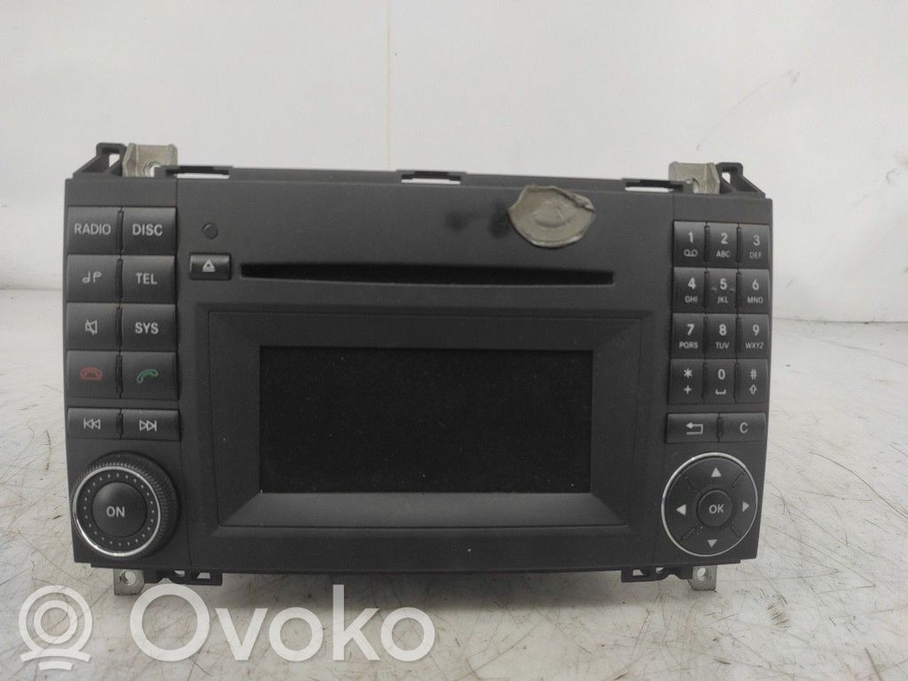 Mercedes-Benz B W245 Panel / Radioodtwarzacz CD/DVD/GPS 