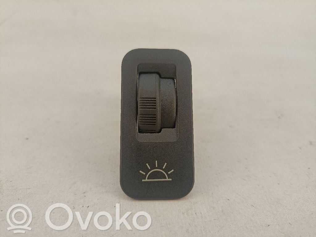 Peugeot 206 Interruptor de control multifunción 