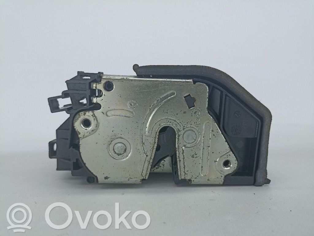 Zamek drzwi tylnych   7154629,5PINOS
