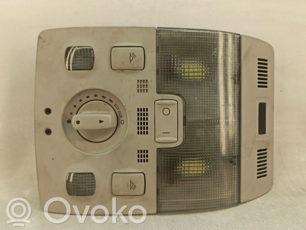 Audi A3 S3 8P Rivestimento della console di illuminazione installata sul rivestimento del tetto 