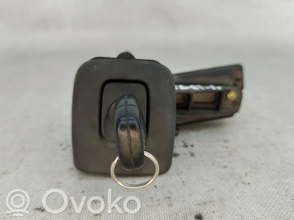 Tailgate lock latch   NV