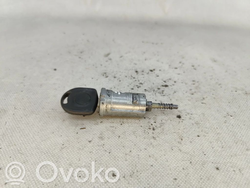 Užvedimo spynelė   09146299