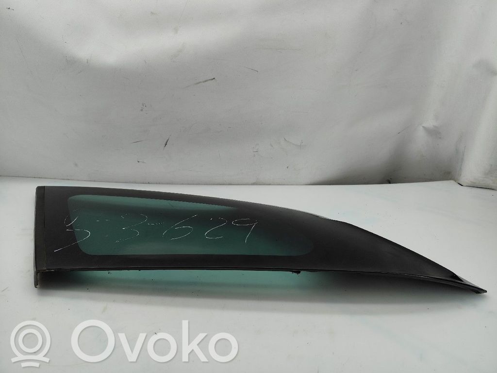 Citroen DS5 Rear side window 