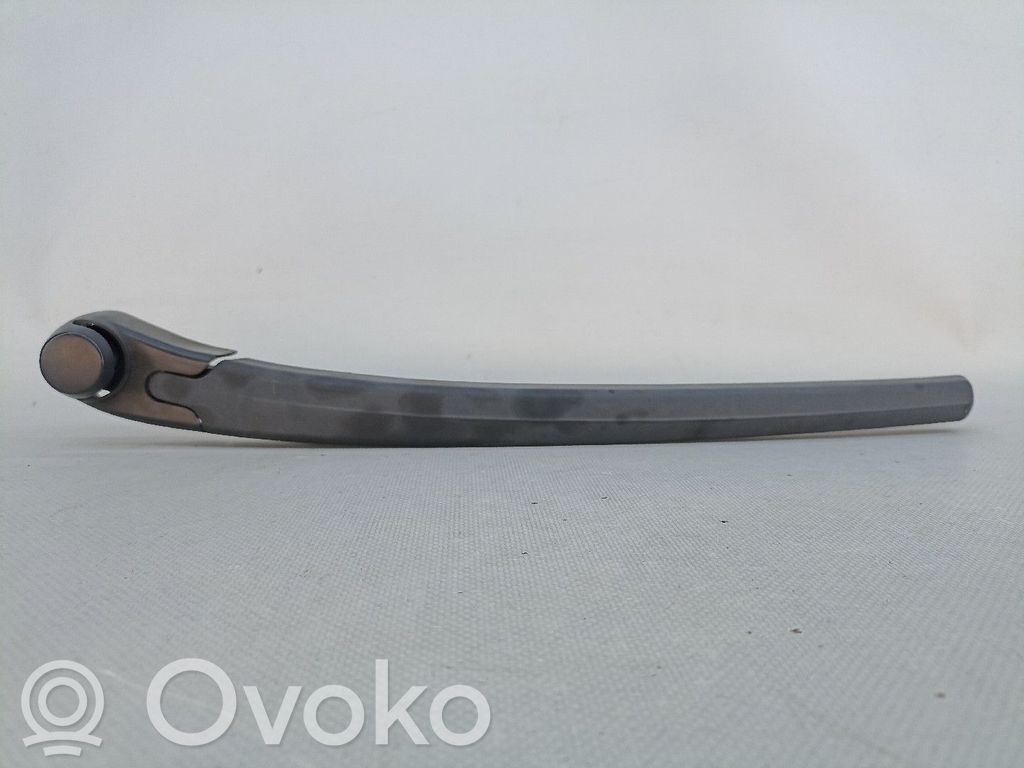 Brazo del limpiaparabrisas trasero   5P5955707
