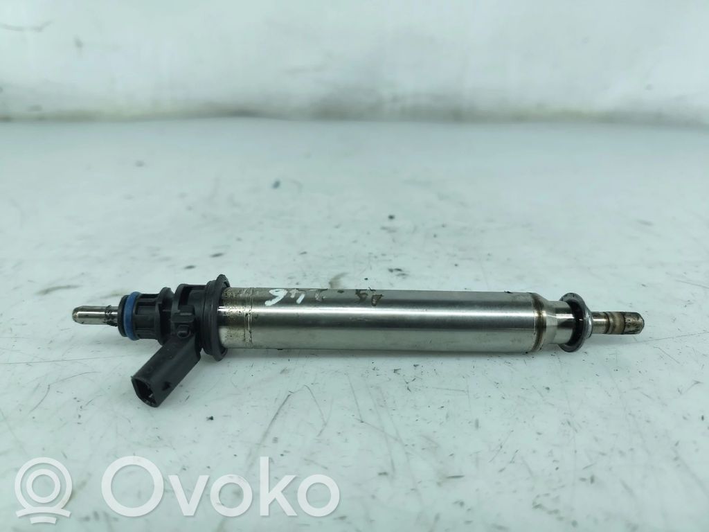 Mercedes-Benz A W176 Injector combustibil 